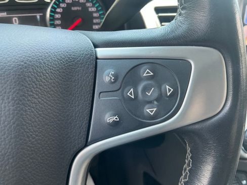 Used 2020 GMC Yukon XL SLT AWD/4WD image 40