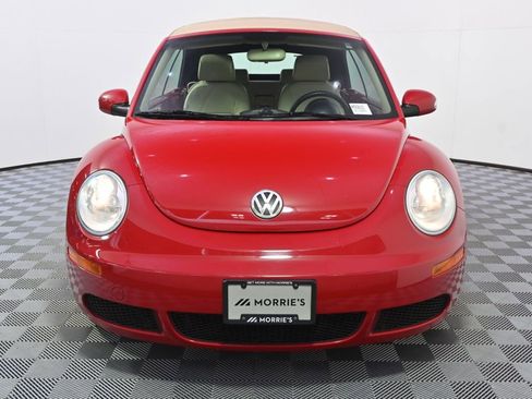 Used 2010 Volkswagen Beetle Convertible FWD image 10