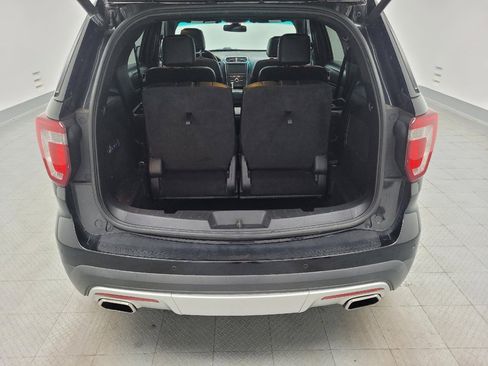 Used 2016 Ford Explorer Platinum AWD/4WD image 29