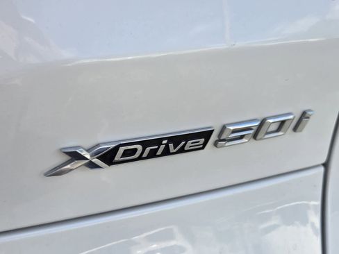 Used 2019 BMW X5 xDrive50i w/ M Sport Package AWD/4WD image 17