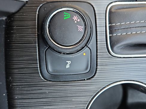 Used 2019 GMC Acadia SLT FWD image 12