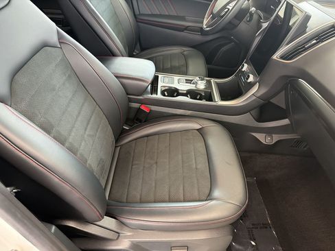 Used 2024 Ford Edge ST-Line AWD/4WD image 22