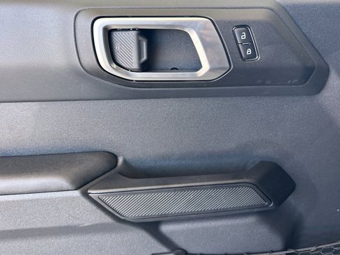 New 2026 Ford Bronco Big Bend w/ Black Diamond Package image 10