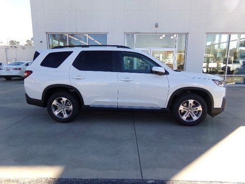 New 2026 Honda Pilot EX-L image 4