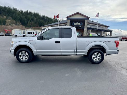 Used 2016 Ford F150 XL w/ Equipment Group 101A Mid AWD/4WD image 7