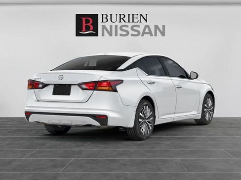 New 2026 Nissan Altima 2.5 SV FWD image 2
