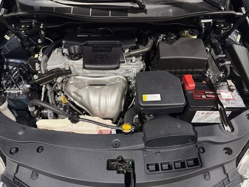 Used 2015 Toyota Camry LE image 39