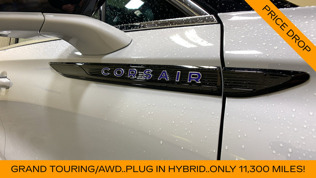 Used 2025 Lincoln Corsair Grand Touring w/ Towing Package AWD/4WD image 10