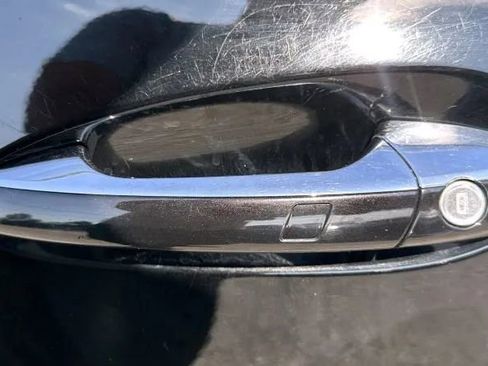 Used 2014 Mercedes-Benz E 350 4MATIC Sedan image 12