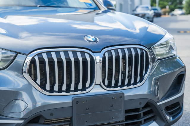 Used 2021 BMW X1 xDrive28i w/ Convenience Package AWD/4WD image 12