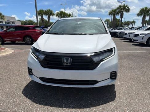 Used 2024 Honda Odyssey Sport image 4