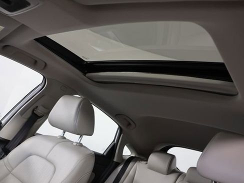 Used 2024 Honda Civic EX-L image 19