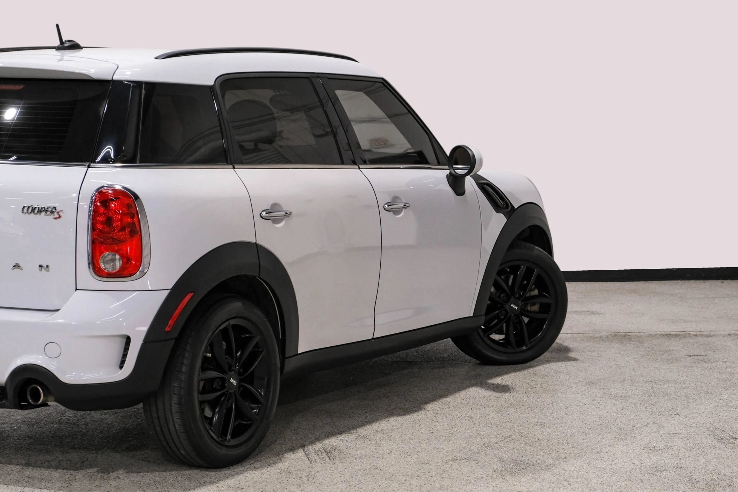 Used 2016 MINI Cooper Countryman S FWD image 17