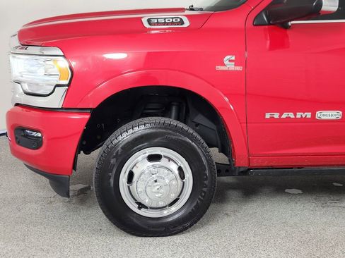 Used 2022 RAM 3500 Limited image 8