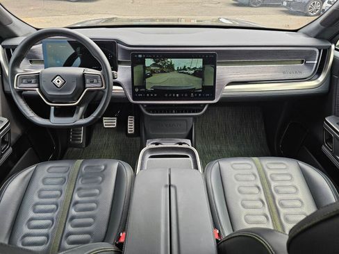 Used 2024 Rivian R1S Adventure AWD/4WD image 19