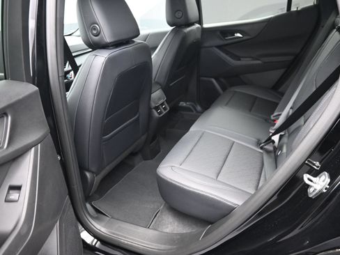 New 2026 Chevrolet Equinox LT w/ Convenience Package II FWD image 22