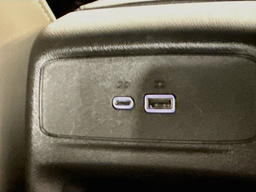 Used 2025 Buick Envista Avenir FWD image 41