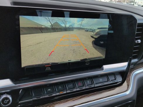 Used 2022 GMC Sierra 1500 Elevation image 29