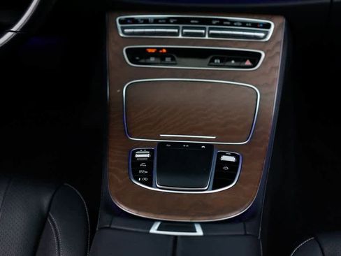Certified 2022 Mercedes-Benz E 350 4MATIC Sedan image 27