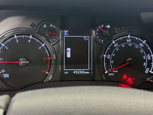 Used 2023 Toyota 4Runner SR5 Premium w/ Moonroof Package AWD/4WD image 12