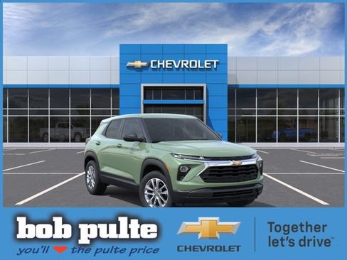 New 2026 Chevrolet TrailBlazer LS w/ LS Convenience Package AWD/4WD image 1