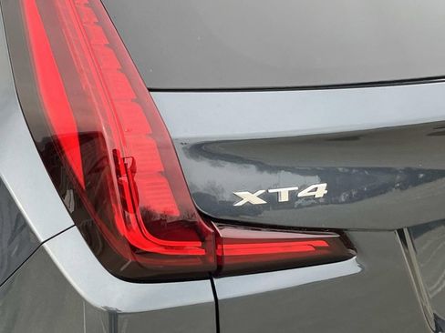 Used 2021 Cadillac XT4 Premium Luxury image 10