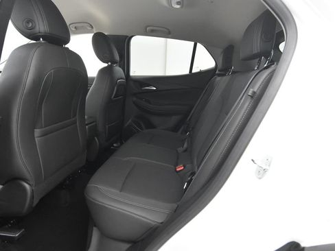 Used 2023 Buick Encore GX Preferred w/ Cold Weather Comfort Package AWD/4WD image 24