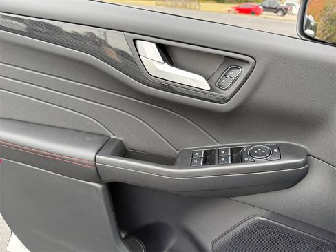 New 2026 Ford Escape ST-Line w/ Cold Weather Package image 19