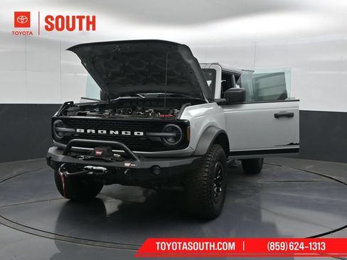 Used 2022 Ford Bronco Wildtrak AWD/4WD image 58