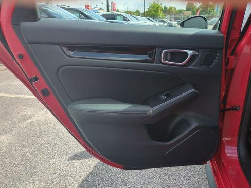 Used 2024 Honda Civic Sport Touring image 28