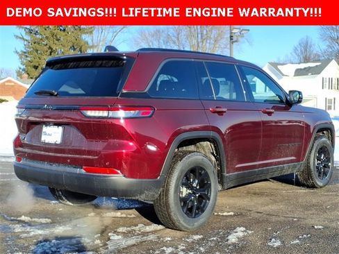 New 2026 Jeep Grand Cherokee Altitude image 7