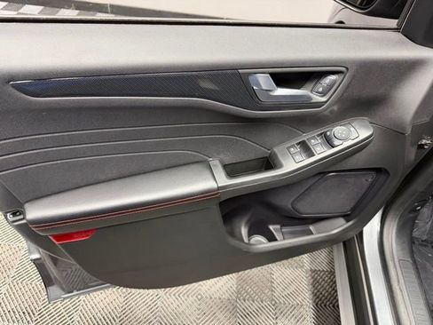 Used 2023 Ford Escape ST-Line w/ Tech Pack #1 image 15