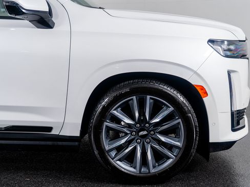 Used 2023 Cadillac Escalade Sport Platinum image 6