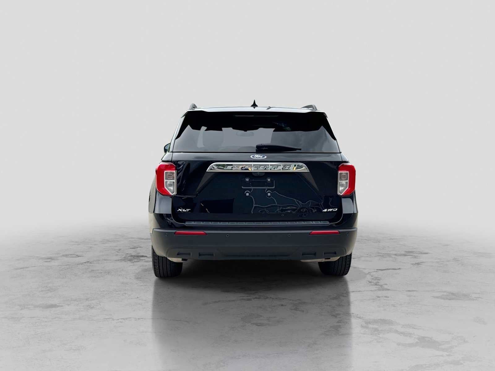 Certified 2023 Ford Explorer XLT AWD/4WD image 5