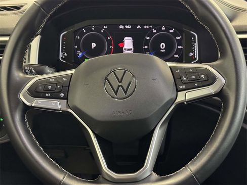 Used 2022 Volkswagen Atlas Cross Sport SE image 21