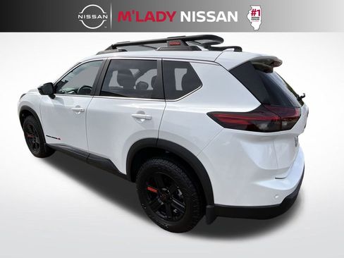Certified 2025 Nissan Rogue SV w/ Rock Creek Premium Package image 9