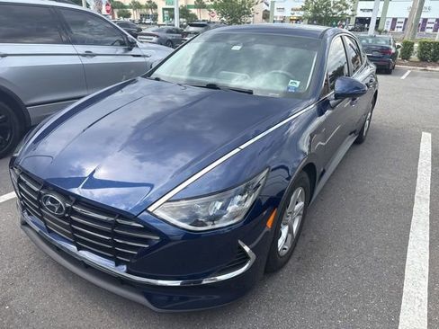 Used 2020 Hyundai Sonata SE w/ Cargo Package FWD image 3