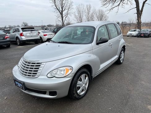 Used 2007 Chrysler PT Cruiser Base 4dr Wagon image 1