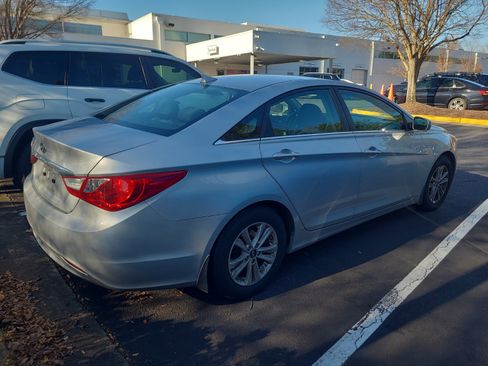 Used 2012 Hyundai Sonata GLS w/ Popular Equipment Pkg image 4