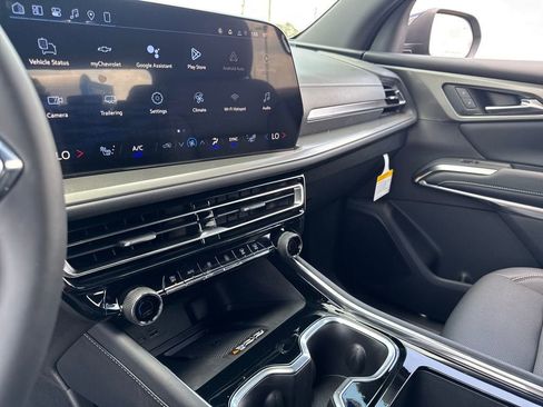 New 2026 Chevrolet Traverse LT FWD image 18