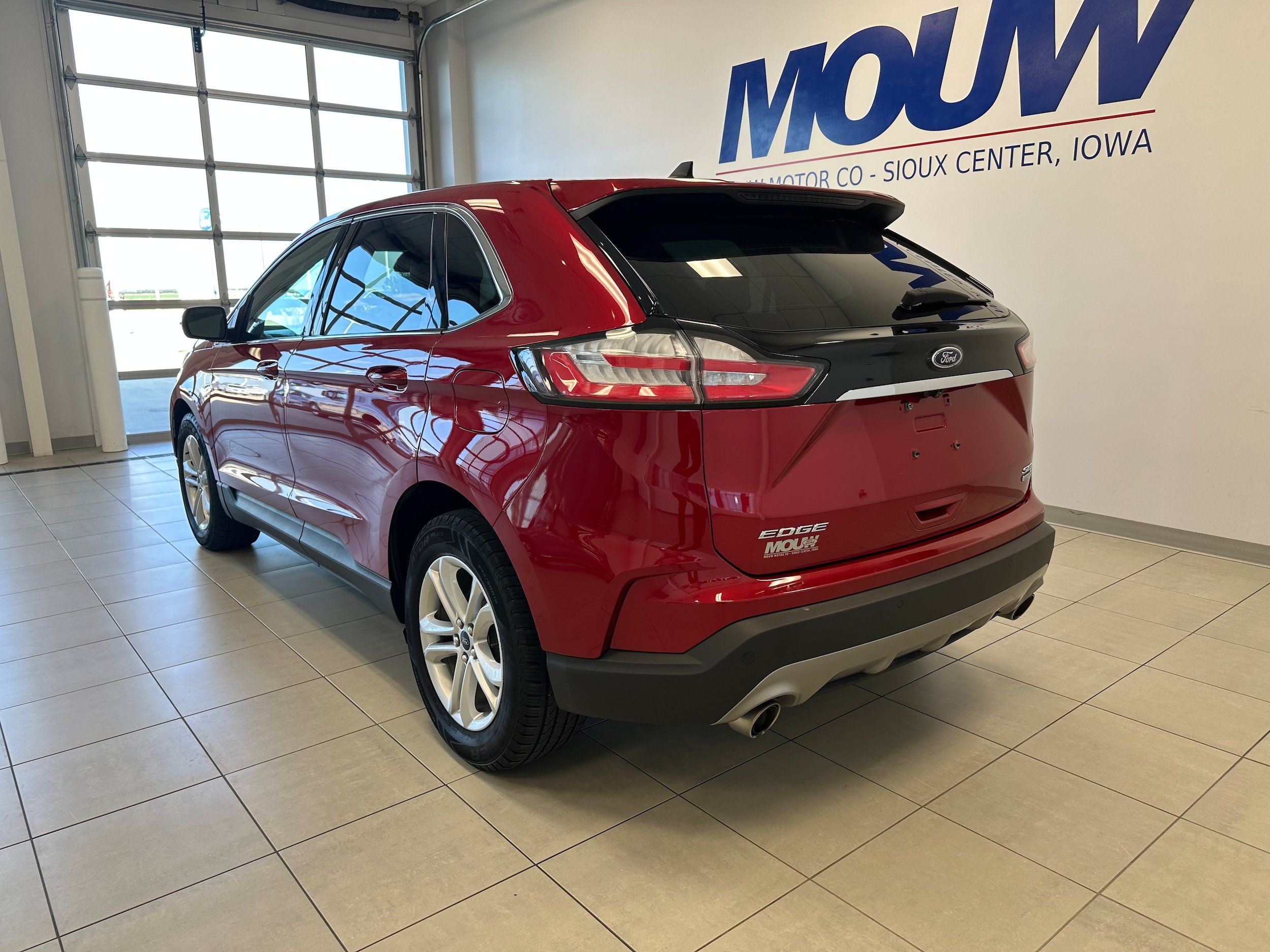 Used 2020 Ford Edge SEL AWD/4WD image 6