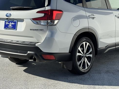 Used 2022 Subaru Forester Limited image 15