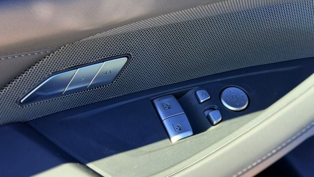 New 2027 BMW M4 Coupe w/ Executive Package RWD image 14