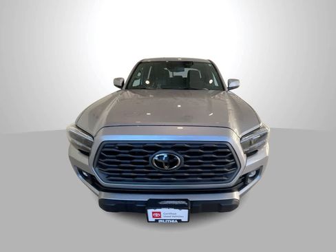 Certified 2023 Toyota Tacoma TRD Off-Road image 3