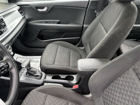 Used 2022 Kia Rio S FWD image 8