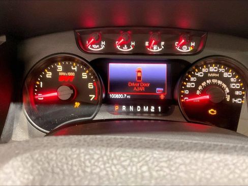 Used 2013 Ford F150 Raptor w/ Luxury Equipment Group image 21