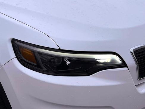 Used 2022 Jeep Cherokee Limited image 8