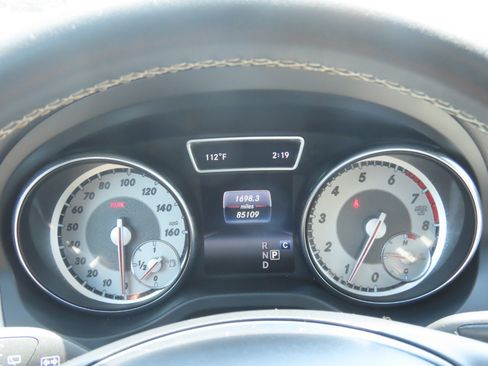 Used 2017 Mercedes-Benz GLA 250 image 29