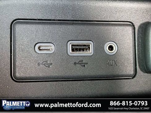 Used 2021 Chevrolet Equinox LT FWD image 23