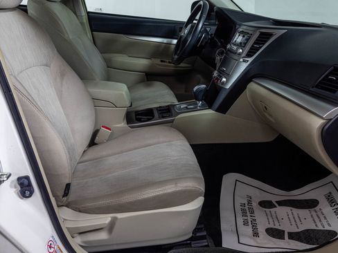 Used 2013 Subaru Legacy 2.5i Premium image 43